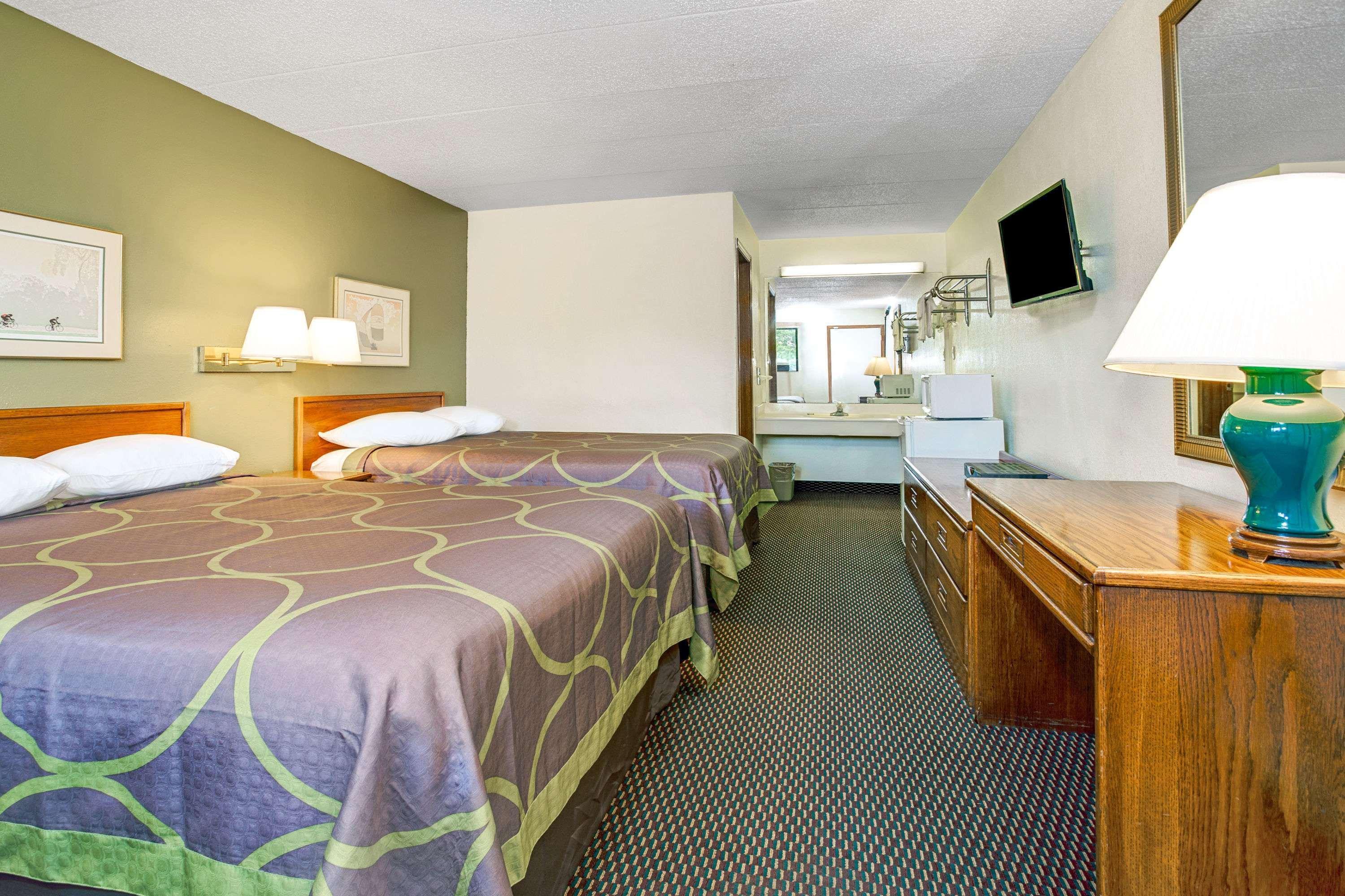 ซูเปอร์ 8 บาย วินด์แฮม ฟอร์ตมิตเชลล์ ซินซิแนตติ แอเรีย Hotel Fort Mitchell ภายนอก รูปภาพ
