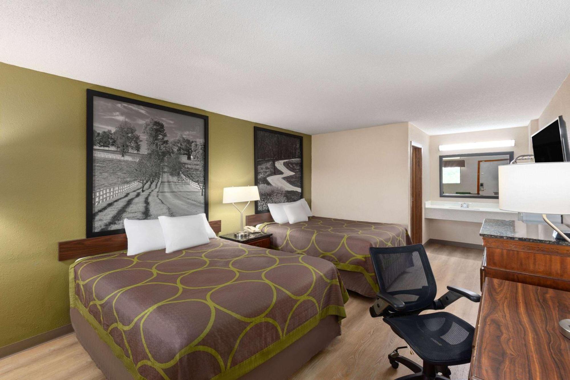 ซูเปอร์ 8 บาย วินด์แฮม ฟอร์ตมิตเชลล์ ซินซิแนตติ แอเรีย Hotel Fort Mitchell ภายนอก รูปภาพ