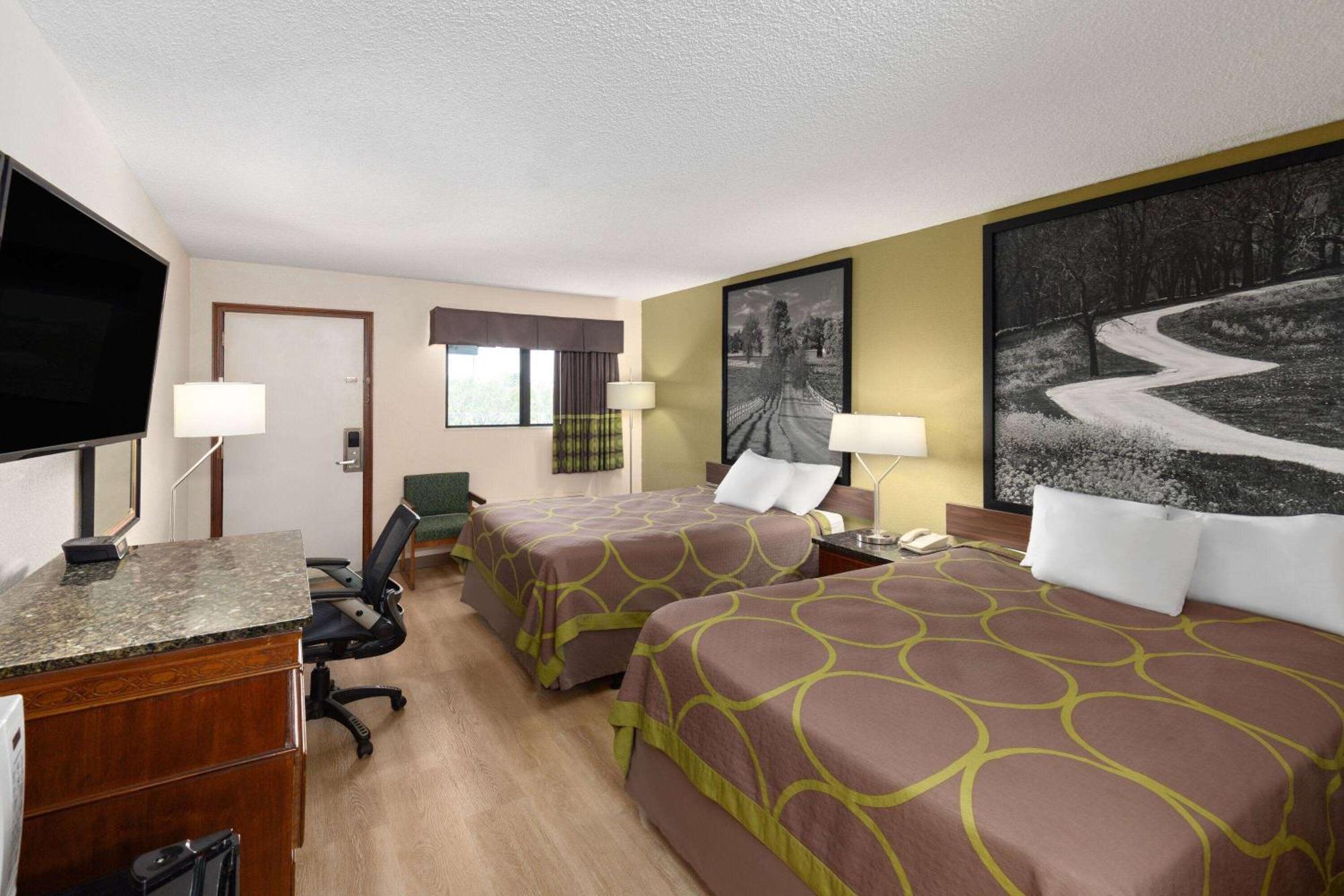 ซูเปอร์ 8 บาย วินด์แฮม ฟอร์ตมิตเชลล์ ซินซิแนตติ แอเรีย Hotel Fort Mitchell ภายนอก รูปภาพ